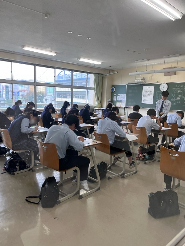 中間考査が始まりました