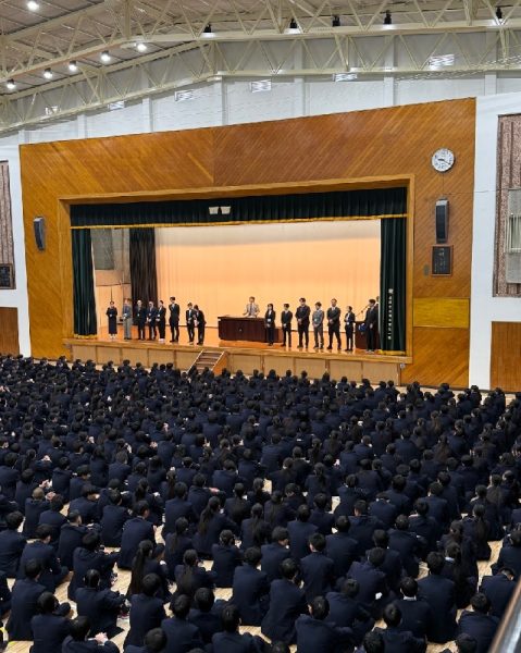 始業式・対面式を実施しました