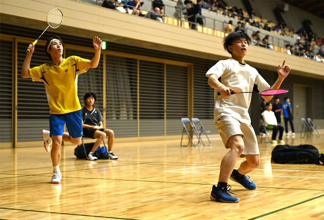 男子バドミントン部