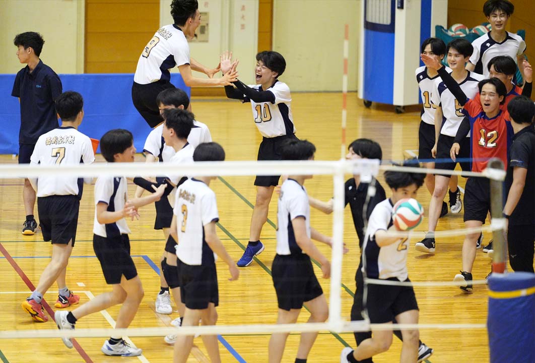 男子バレーボール部
