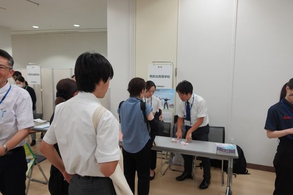 彩の国　進学フェア　初日
