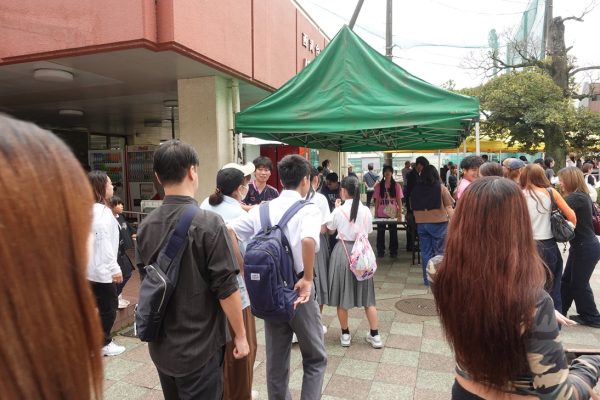 第４３回　武陽祭　校舎の外へ